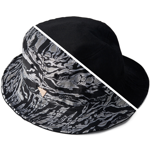HATER헤이터_Silver Jacquard Camo Reversible Bucket Hat