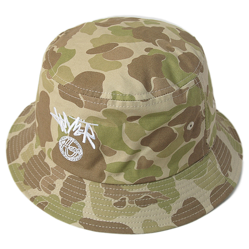 HATER헤이터_Cursive Logo Bucket Hat- Camo